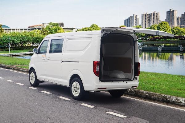 XE TẢI VAN 5 CHỖ THACO TF480V 5S - 750KG Tư vấn tận tâm - Mang lại giá trị thực cho Khách hàng