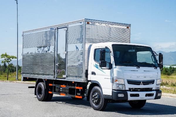 XE TẢI MITSUBISHI FUSO CANTER TF7.5 - 3.49 TẤN - THÙNG 5.2M Tư vấn tận tâm - Mang lại giá trị thực cho Khách hàng